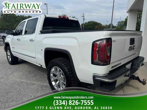 Used 2018 GMC Sierra 1500 SLT w/ SLT Premium Package AWD/4WD image 8