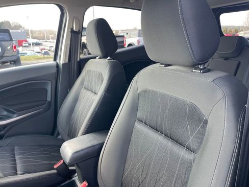 Used 2022 Ford EcoSport SE w/ SE Convenience Package image 6