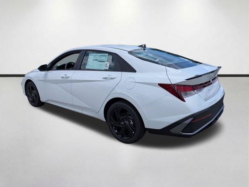 New 2026 Hyundai Elantra Sport FWD image 6