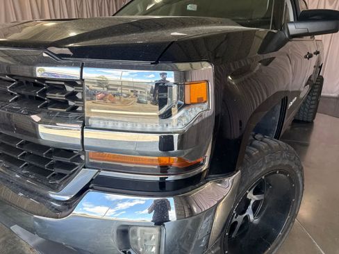 Used 2017 Chevrolet Silverado 1500 LT w/ All Star Edition RWD image 8