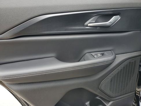 New 2026 Jeep Grand Cherokee Laredo X image 16