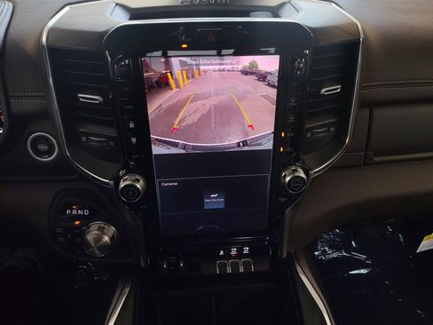 New 2026 RAM 1500 Laramie AWD/4WD image 9