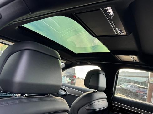 Used 2024 Audi A8 L 3.0T image 11