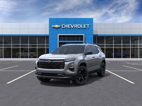 New 2026 Chevrolet Equinox LT w/ Midnight Edition FWD image 8