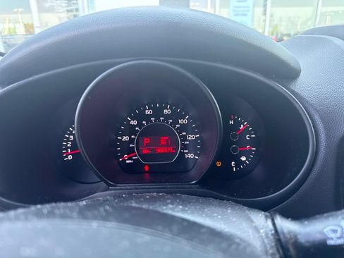 Used 2019 Kia Soul FWD image 23