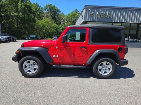Used 2019 Jeep Wrangler Sport AWD/4WD image 7