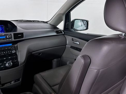 Used 2012 Honda Odyssey Touring Elite image 23