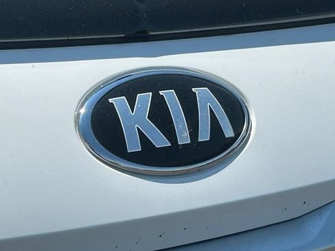 Used 2021 Kia Seltos SX w/ SX Sunroof Package AWD/4WD image 9