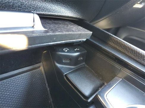 Used 2022 Mercedes-Benz GLS 450 4MATIC image 29