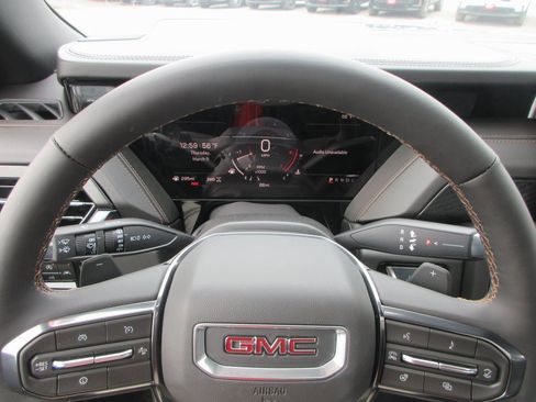 New 2026 GMC Yukon AT4 image 18