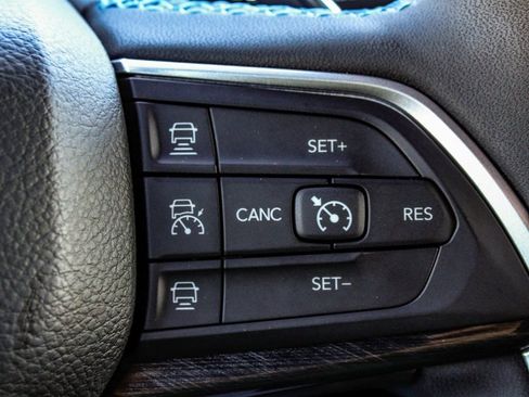 Used 2024 Jeep Grand Cherokee Trailhawk image 29