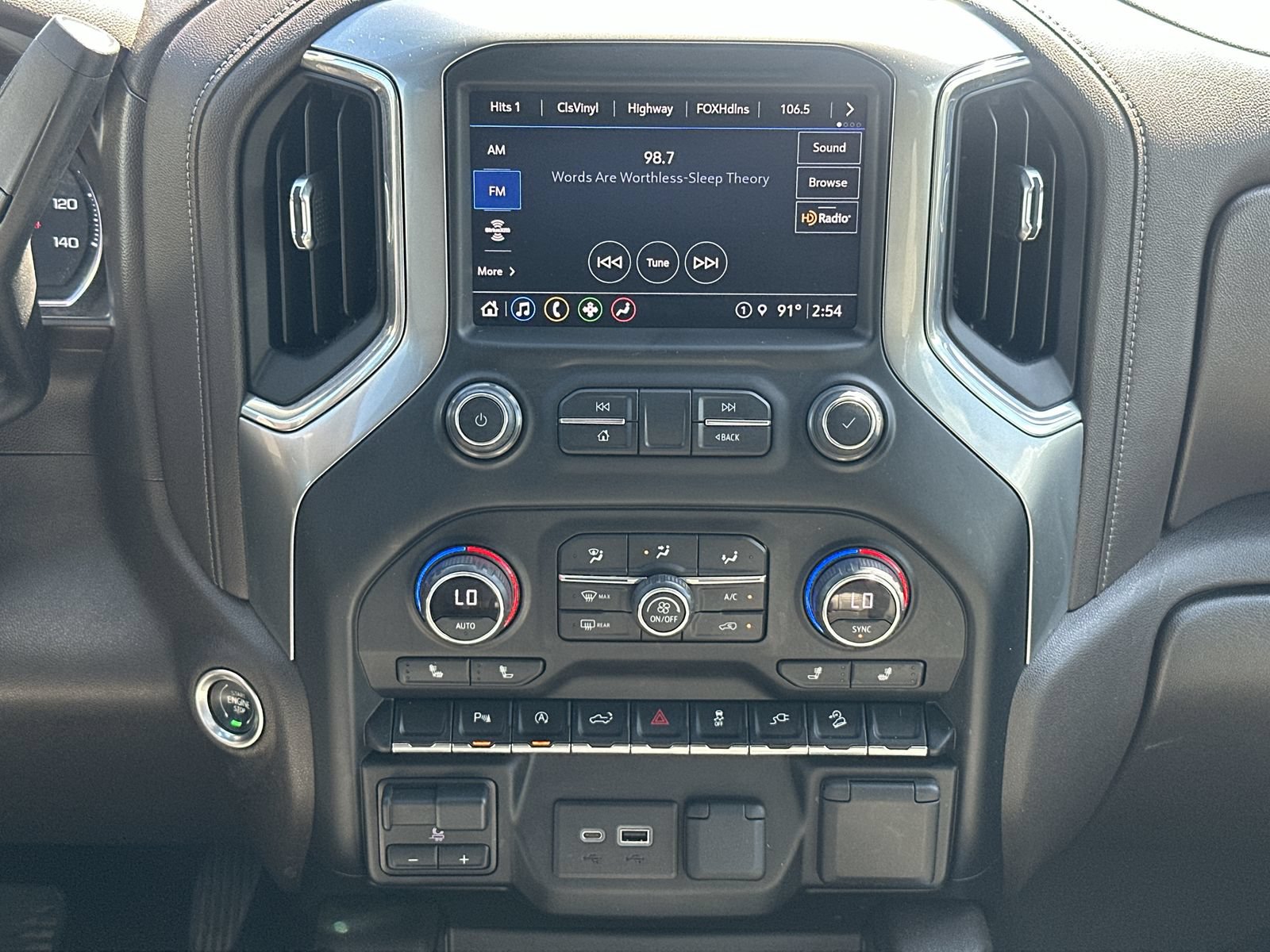 Used 2021 Chevrolet Silverado 1500 RST w/ Convenience Package II AWD/4WD image 25