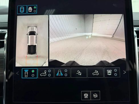 Used 2026 GMC Sierra EV Denali AWD/4WD image 24