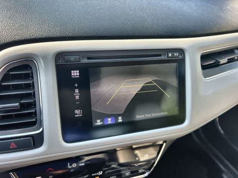 Used 2018 Honda HR-V EX-L image 26