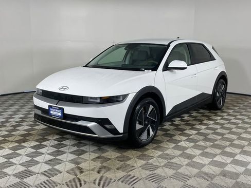 New 2026 Hyundai Ioniq 5 SEL image 1