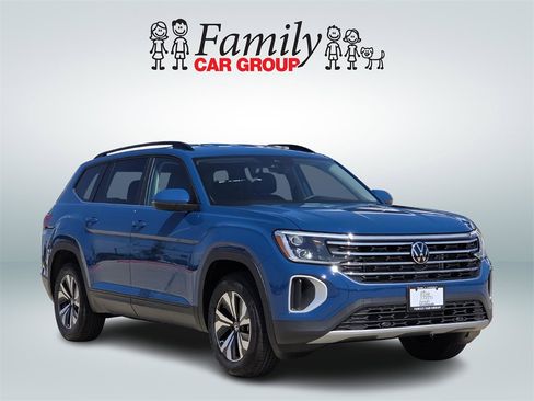 New 2026 Volkswagen Atlas SE image 2