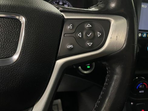 Used 2019 GMC Terrain SLT w/ Preferred Package image 11