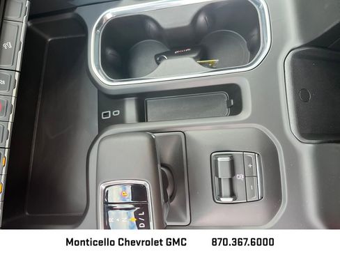 New 2026 GMC Sierra 1500 Denali w/ Denali Reserve Package image 17