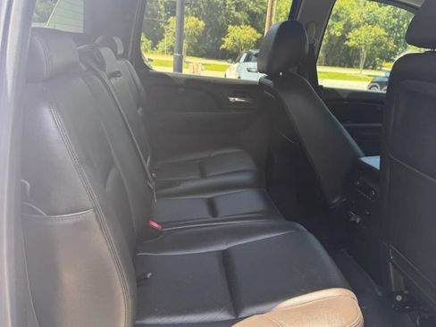 Used 2012 Chevrolet Avalanche LTZ AWD/4WD image 22
