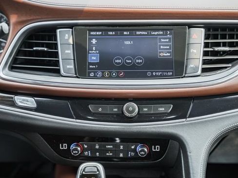 Used 2020 Buick Enclave Avenir w/ Avenir Technology Package AWD/4WD image 22