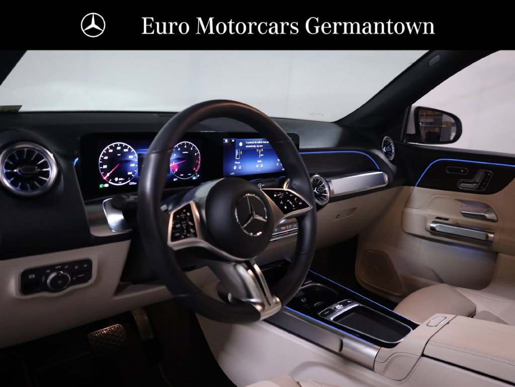 Used 2026 Mercedes-Benz GLB 250 4MATIC image 32