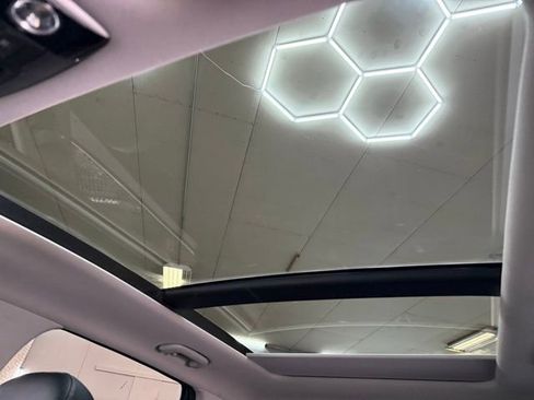 Used 2021 Kia Sorento EX w/ Panoramic Sunroof Package image 27