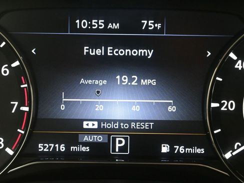 Used 2022 INFINITI QX80 Luxe w/ Cargo Package AWD/4WD image 18