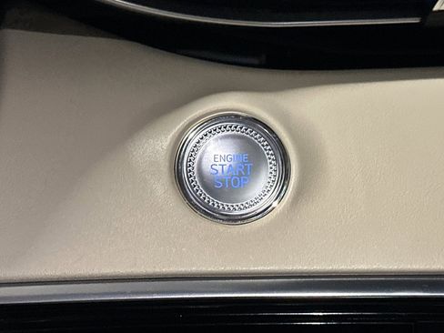 Used 2023 Genesis GV70 2.5T image 24