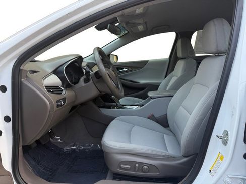 Used 2020 Chevrolet Malibu LS image 10