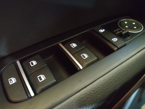 Used 2025 Kia Soul LX FWD image 27