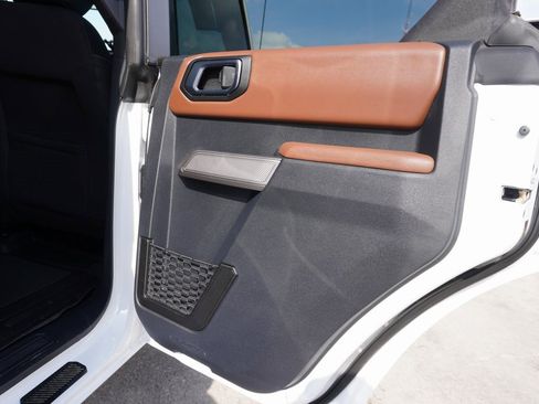 Used 2022 Ford Bronco Outer Banks image 24