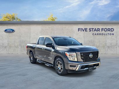 Used 2021 Nissan Titan SV w/ SV Convenience Package