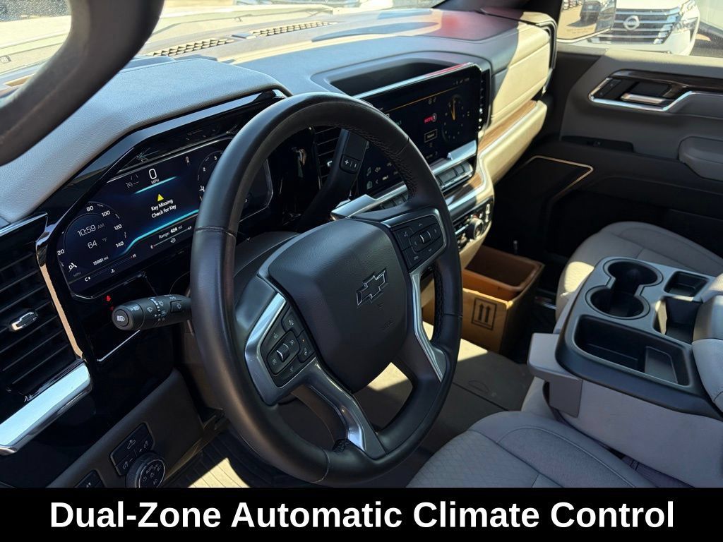 Used 2024 Chevrolet Silverado 1500 RST AWD/4WD image 17