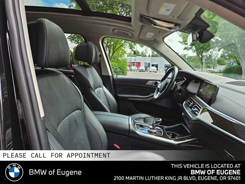 Used 2019 BMW X7 xDrive50i w/ Cold Weather Package AWD/4WD image 11
