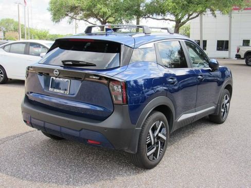 Certified 2025 Nissan Kicks SV w/ SV Premium Package FWD image 3