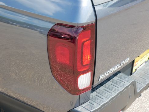 Used 2023 Honda Ridgeline RTL-E image 17
