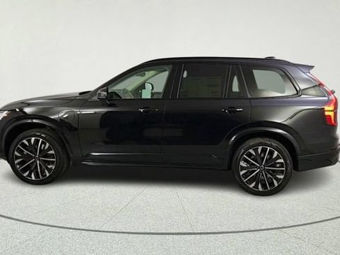 Used 2026 Volvo XC90 T8 Ultra w/ Protection Package AWD/4WD image 4