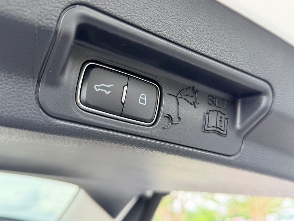 New 2026 Ford Explorer Active w/ Active Comfort Package RWD image 27