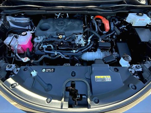 Used 2021 Toyota Sienna XSE image 31