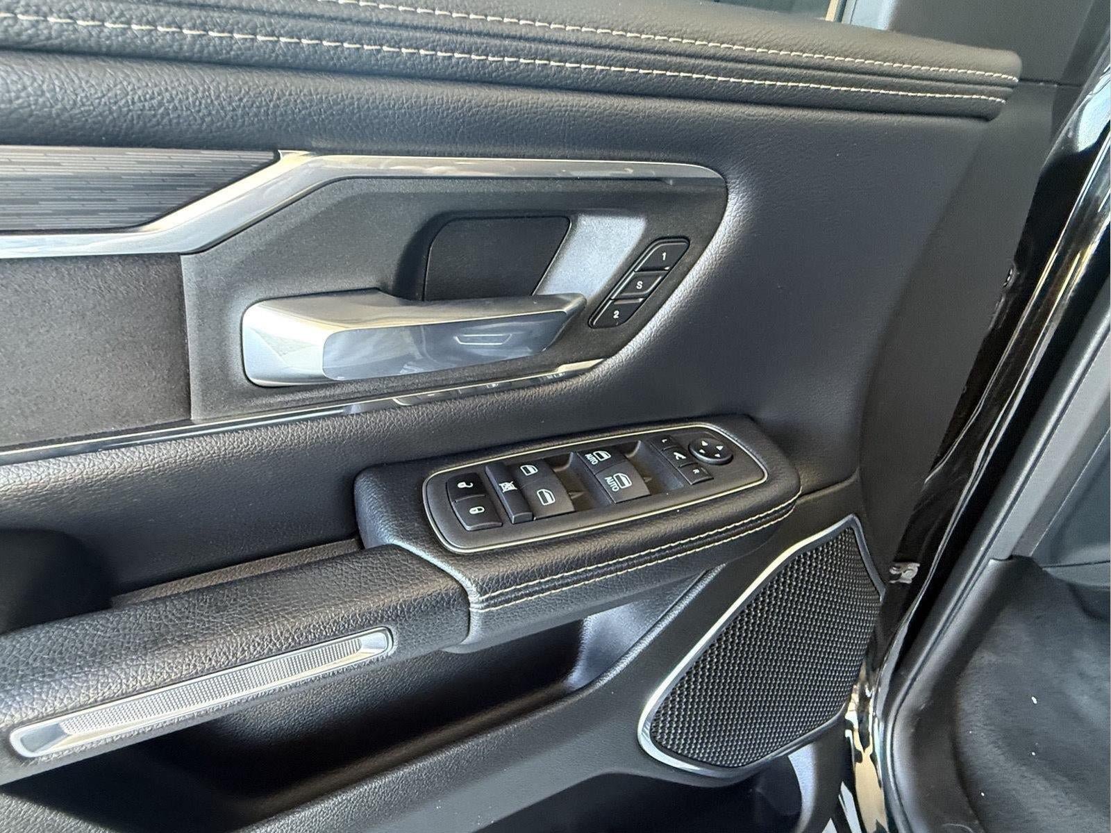 Used 2024 RAM 1500 Laramie AWD/4WD image 19