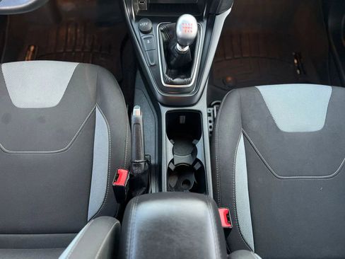 Used 2018 Ford Focus ST image 27