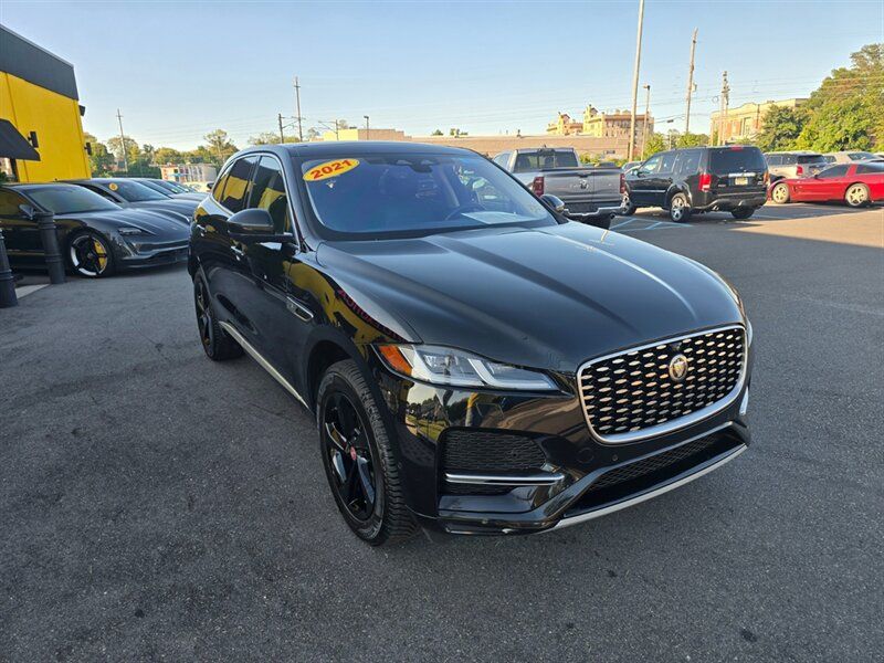 Used 2021 Jaguar F-PACE AWD/4WD image 4