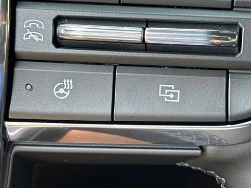 New 2026 GMC Acadia Elevation w/ LPO, All-Weather Package AWD/4WD image 10