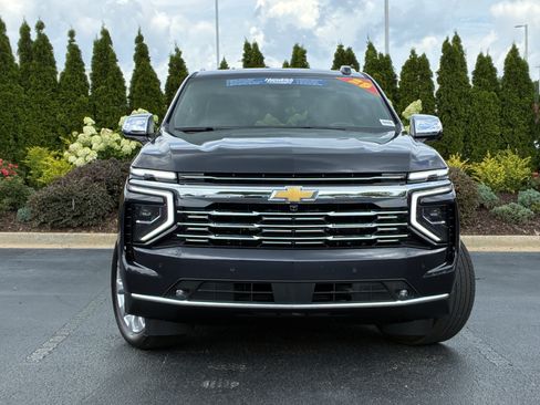 Used 2025 Chevrolet Tahoe Premier w/ Sun And Tow Package AWD/4WD image 5