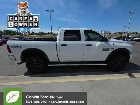 Used 2018 RAM 2500 Tradesman w/ Chrome Appearance Group AWD/4WD image 16