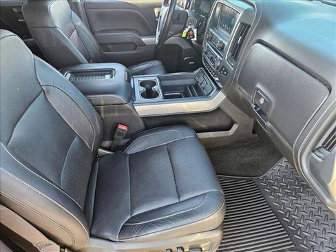 Used 2018 Chevrolet Silverado 1500 LTZ Z71 w/ LPO, Black Pack image 17