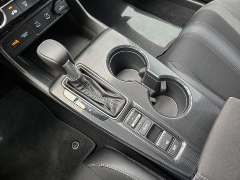 Used 2025 Honda Civic Sport image 26