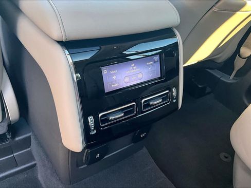 Used 2023 Lincoln Aviator Grand Touring w/ Equipment Group 301A AWD/4WD image 38