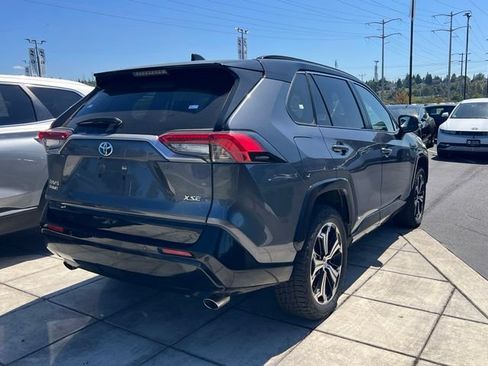 Used 2022 Toyota RAV4 XSE w/ Premium Package AWD/4WD image 5