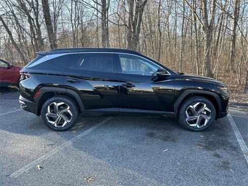 Certified 2022 Hyundai Tucson Limited w/ Cargo Package image 2